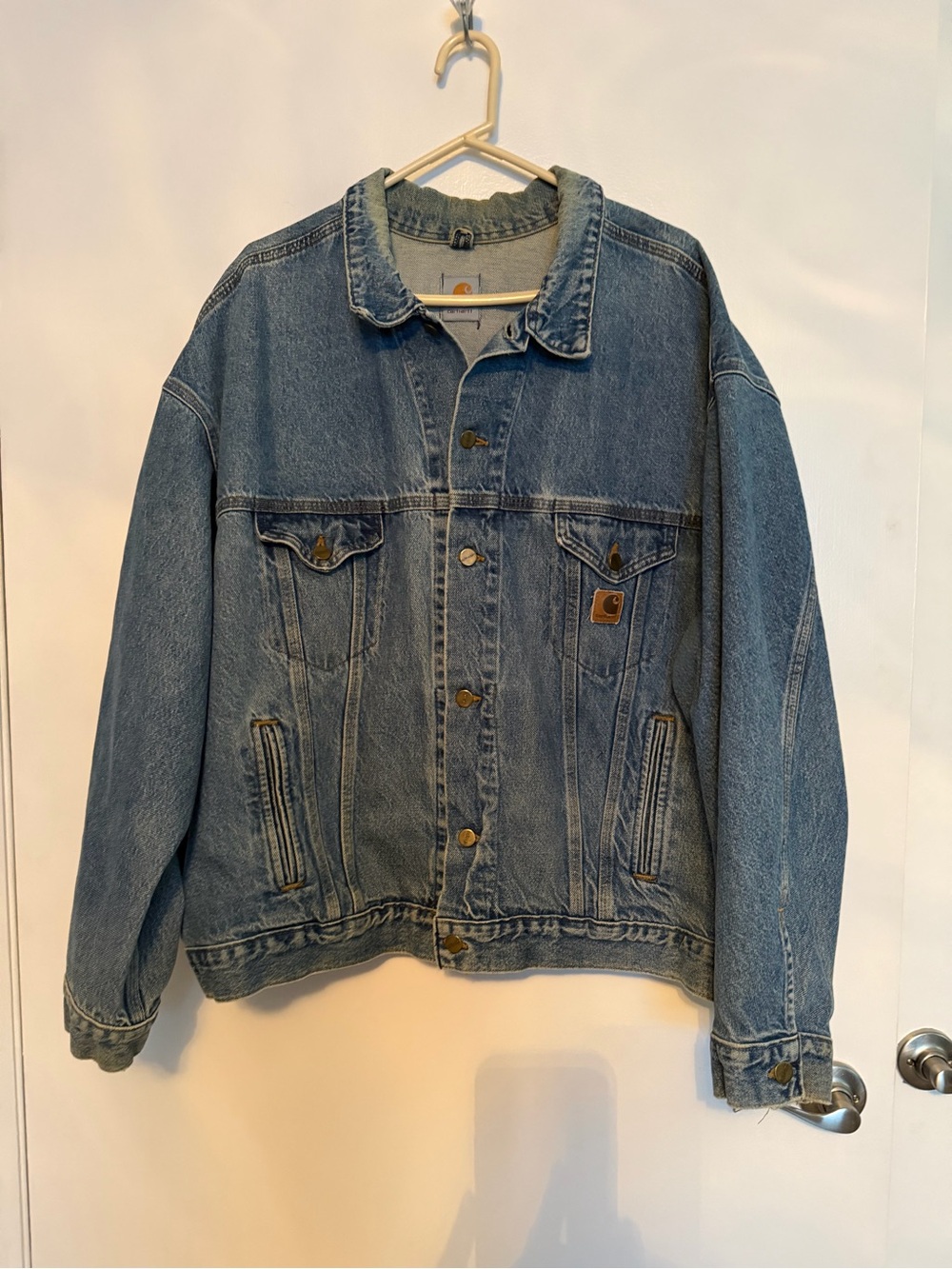 Vintage Carhartt Men’s Distressed  Blue Denim Jacket. Size 2XL